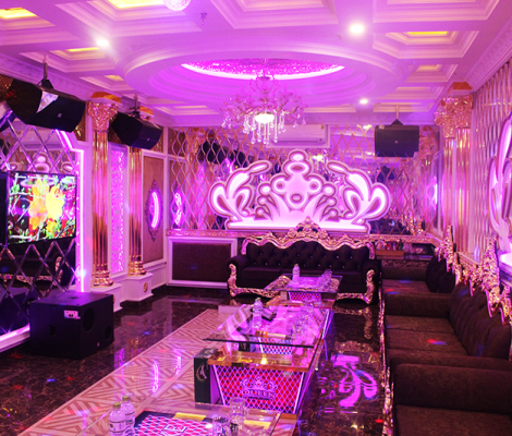 Khảo sát và tư vấn dàn karaoke cho khách hàng